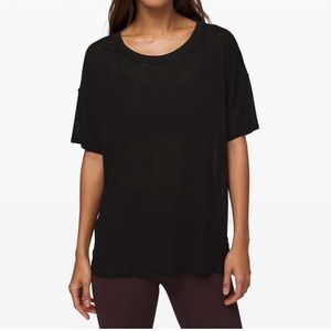 Lululemon | between movements tee